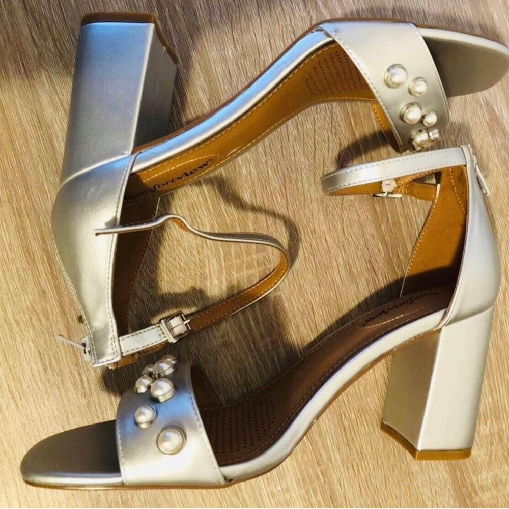 Comfortview Sexy Silver Chunky Heels with Pearl Details Women’s Size 10W